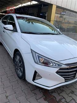 هیوندای ئەلەنترا